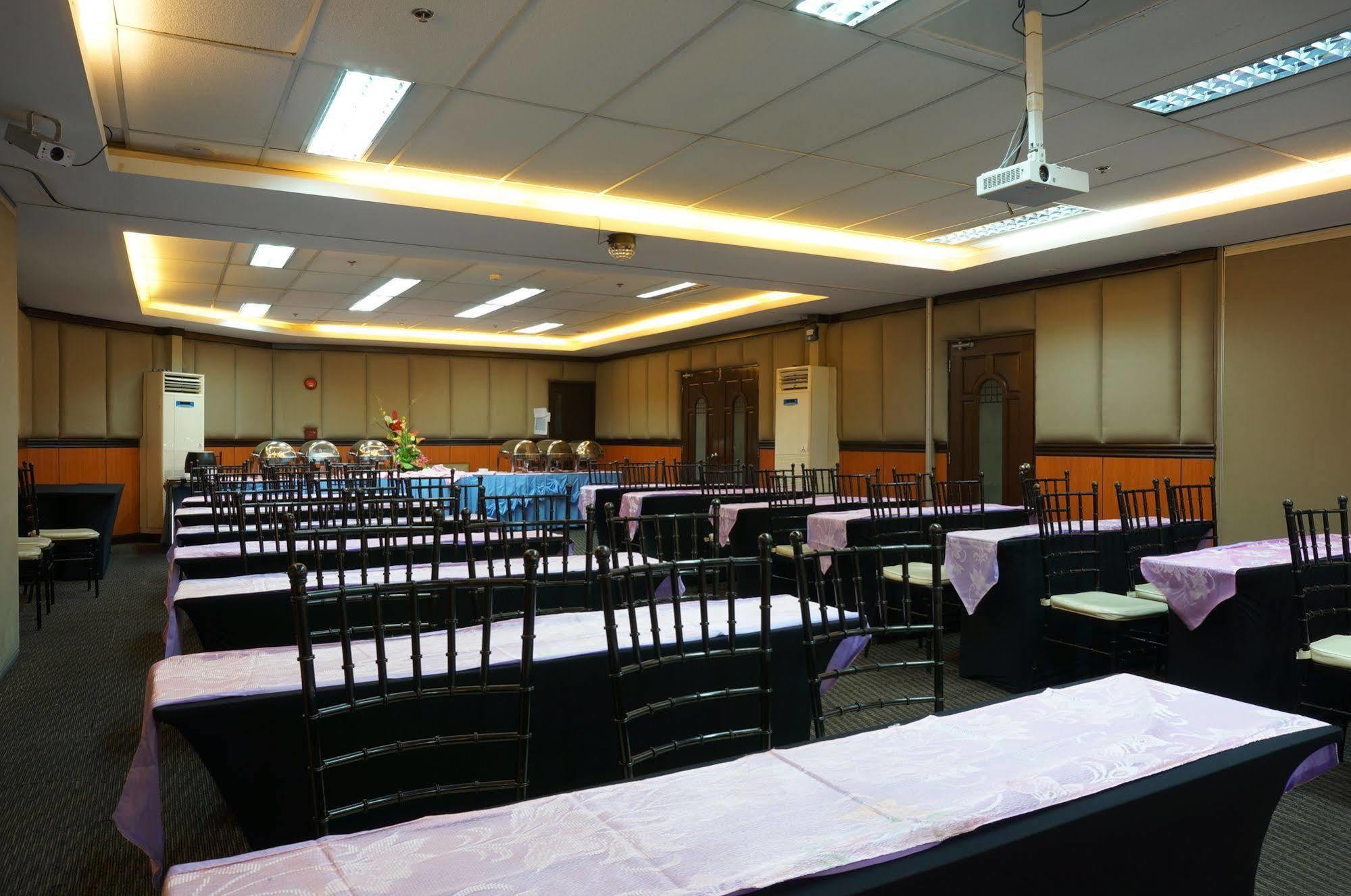 Eurotel Makati San Pedro Makati Eksteriør billede